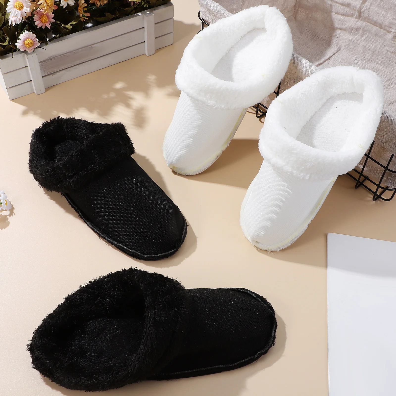 

2 Pairs Warm Inserts Clogs Hole Shoes Velvet Cover Boot Lining Slippers Accessories Washable Comfortable Shoe Pad