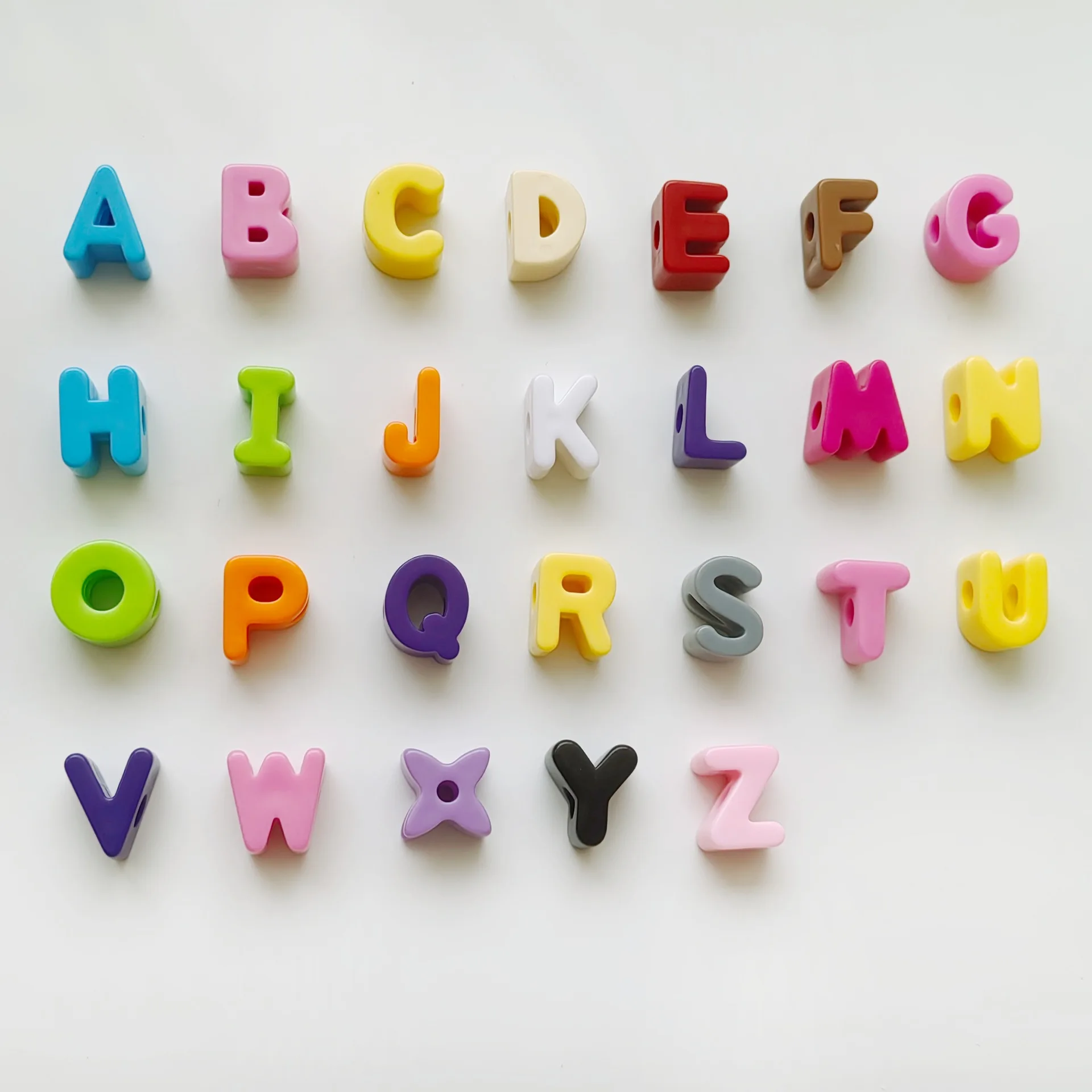 New 10pcs Colorful Acrylic Capital Letter Alphabet Beads Charm for Phone/Key Chain DIY Necklace Jewelry Handmade Accessories
