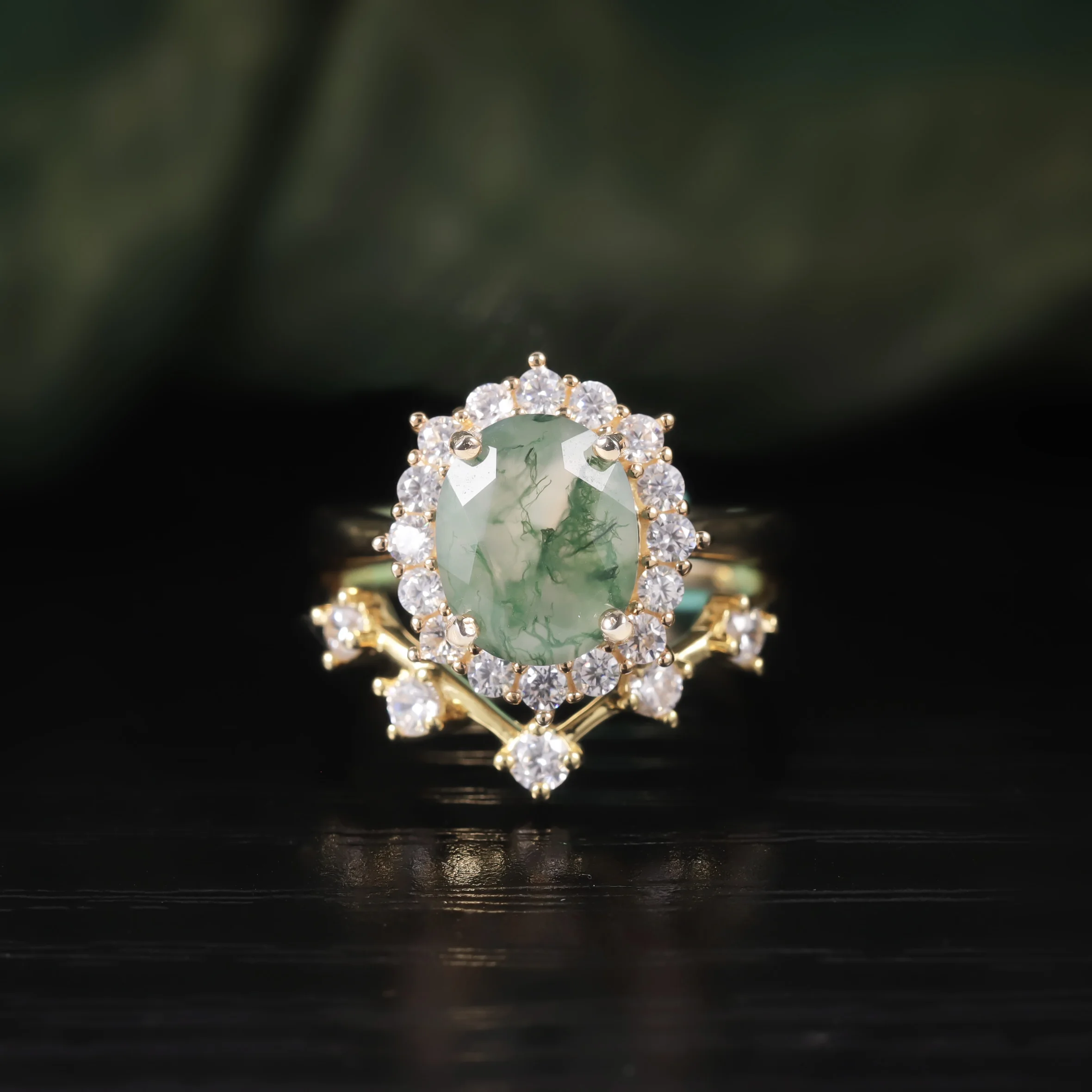 

GEM'S BALLET Vintage Cocktail Ring Green Moss Agate Halo Engagement Ring Unique Curved Wedding Band Ring Set 925 Sterling Silver