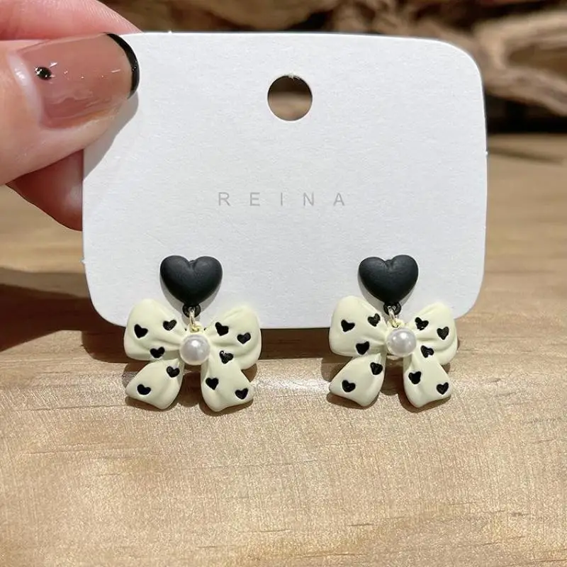 Sweet Girl Earrings Korean Version Temperament Net Red Love Polka Dot Bow 2022 New Trendy Spring Female Niche Earrings Oorbellen