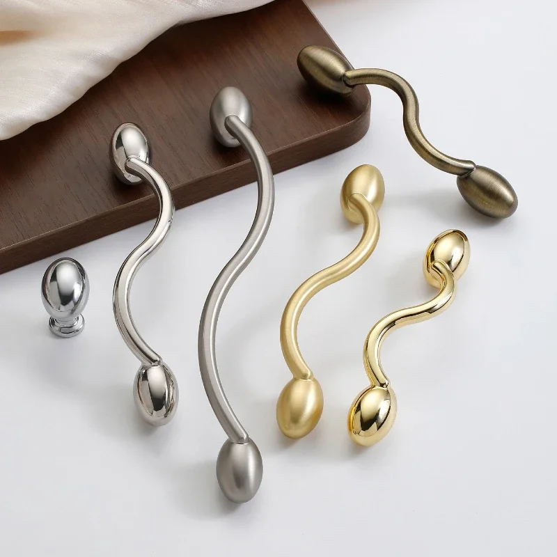Creative Vanity Pull Light Luxury Wardrobe Door Handle Drawer Single-Hole Kitchen Wine Cabinet Solid Handle Furniture Hardware