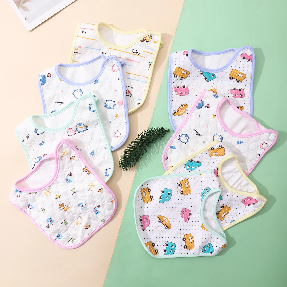 Random 3pcs Baby Bibs Burp Cloths Bibs Soft Cotton Adjustable Bib U Shape Newborn Feeding Bibs Infants Saliva Towel