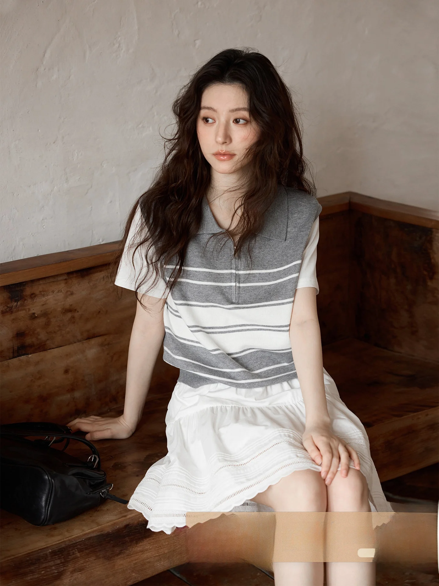 

Elegant Korean Style Striped Knitwear Women's Half Zipper Casual Summer Top Quality Soft Medium Thickness Short Sleeve