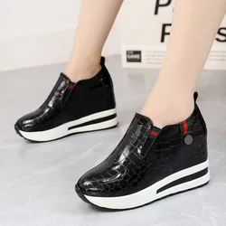 Wegde Heel Shoes for Women Height Increasing Sneakers Slip on Loafers Women Platform Sneakers Women PU Leather Casual Shoes