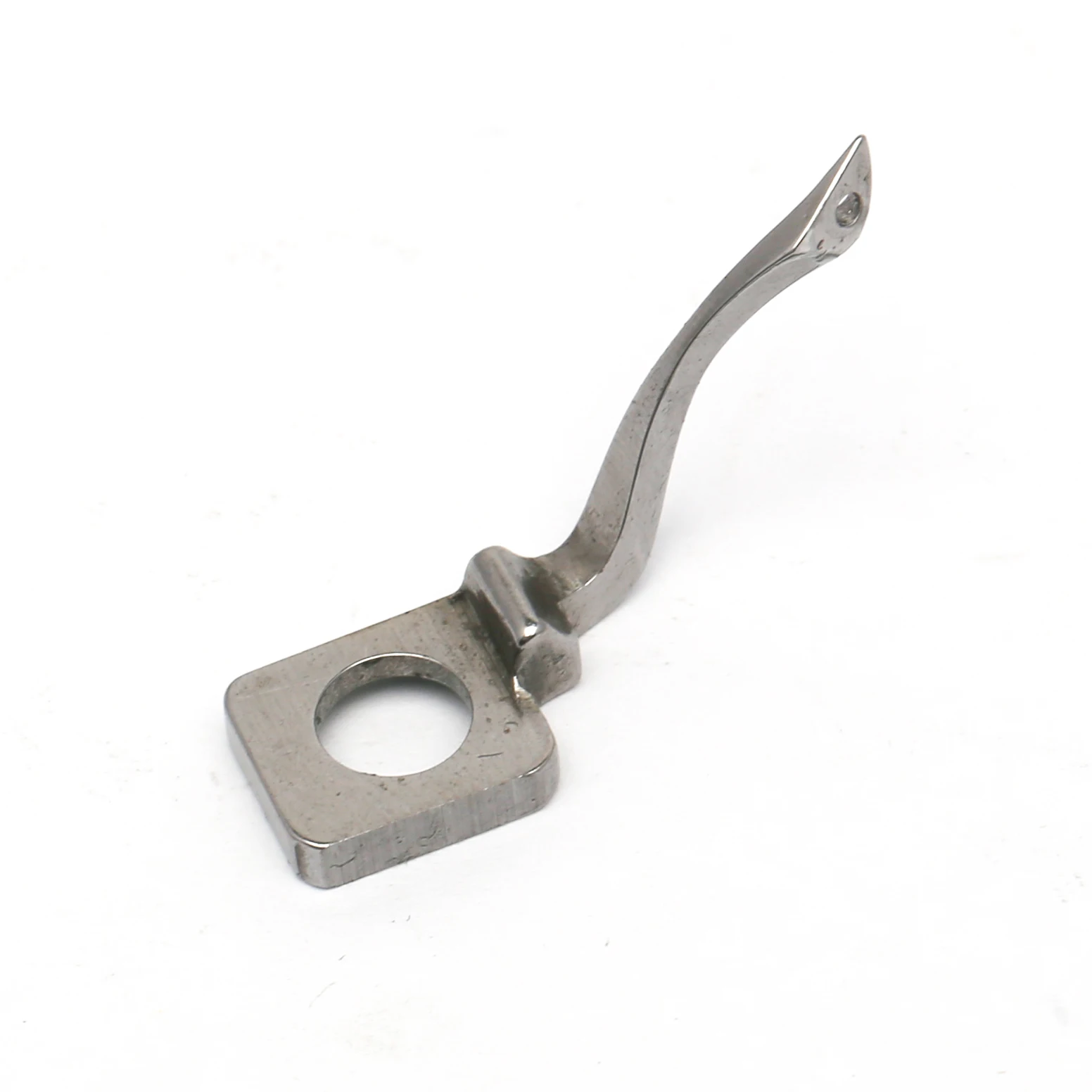 A10431000 For Serger Bernette 134 134D 134DL Euro Pro 534Dx Singer 14T948Ds SEWING Machine 40131312 Upper Looper