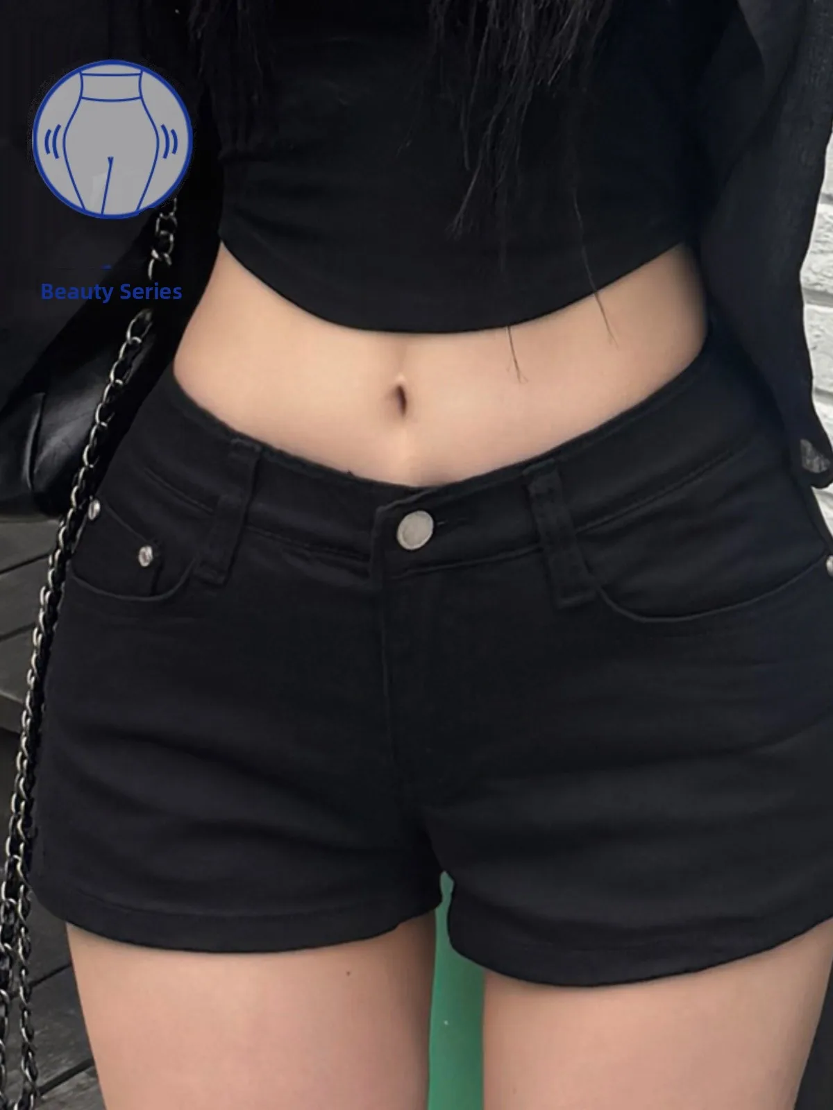 

Fashionable Low-Waist Black Denim Shorts Summer Cool Wide Hip Versatile Kindame Shorts Cotton Stretch Zipper Closure