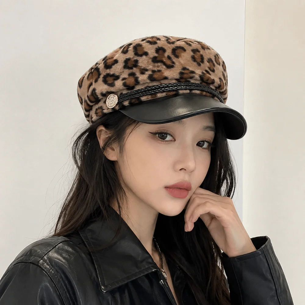 Casual Plush Leopard Print Beret Korean Style Big Head Circumference Painter Cap Flat Top Versatile Women Artist Hat Daily