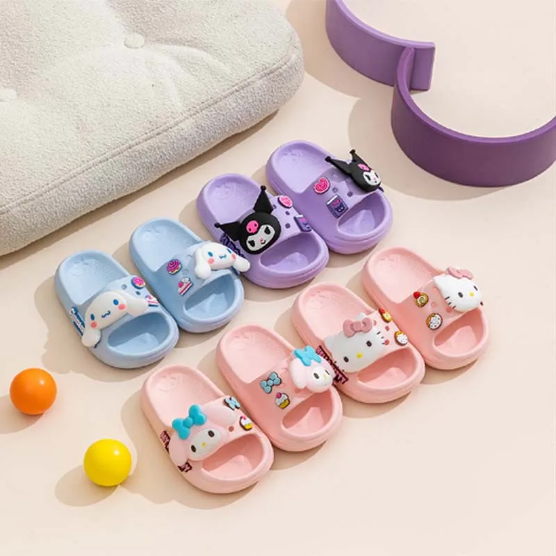 

Детские тапочки Sanrio, летние тапочки для девочек, легкие, подходящие для дома и улицы, нескользящие тапочки с героями мультфильмов
