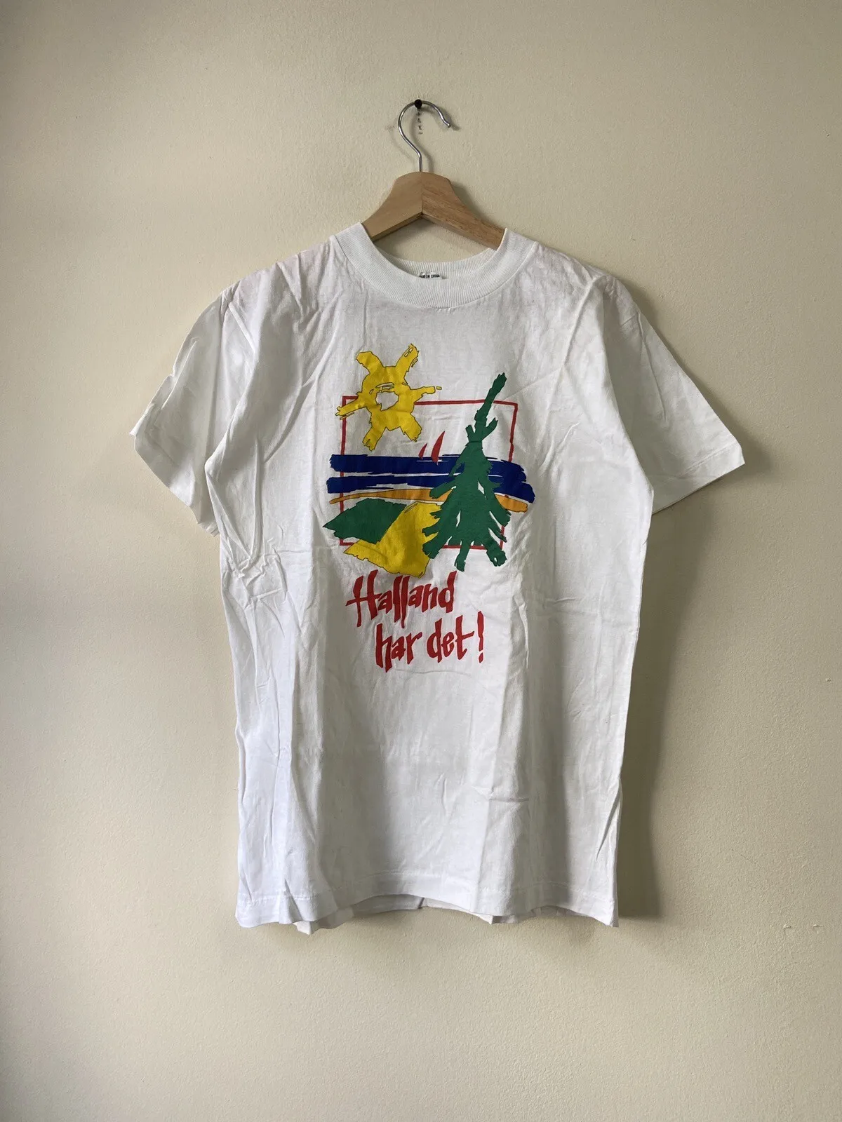 Vintage Holland Halland har det Sweden art nature tree white tee shirt