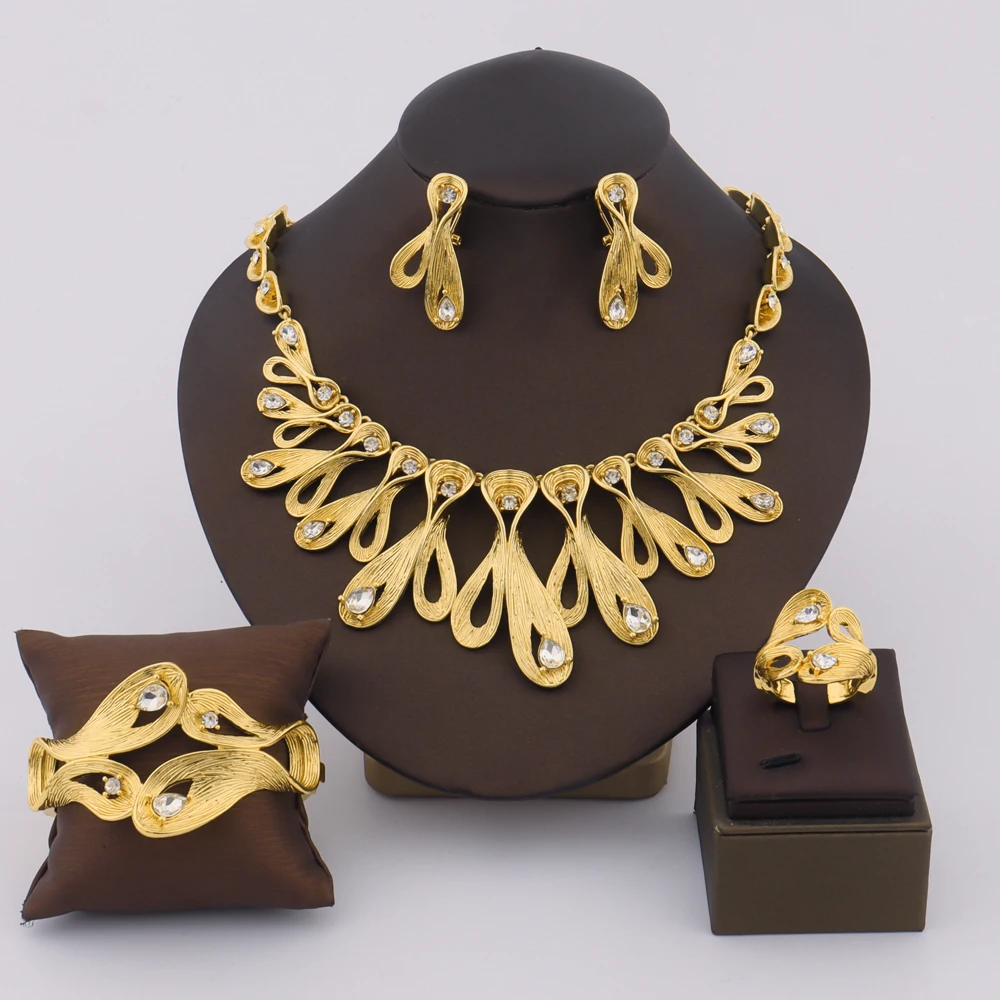 Fashion Gold-Plated Necklace Bracelet Earrings Ring Jewelry Set Luxury Metal Texture Flat Collar Cuban Link Girlfriend Gifts