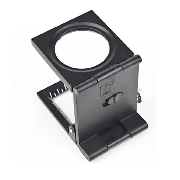 عدسة مكبرة محمولة ثلاثية قابلة للطي 8x باللون الأسود الصلب ABS عدسة زجاجية بصرية LED عدسة مكبرة مضيئة لقراءة الخرائط #5