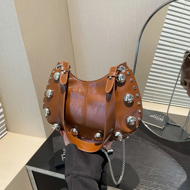 

2025 Summer Chain Strap Shoulder Bag, Street Style Crossbody Purse for Women, Fashion Day-to-Night Tote, Versatile Sling Bag