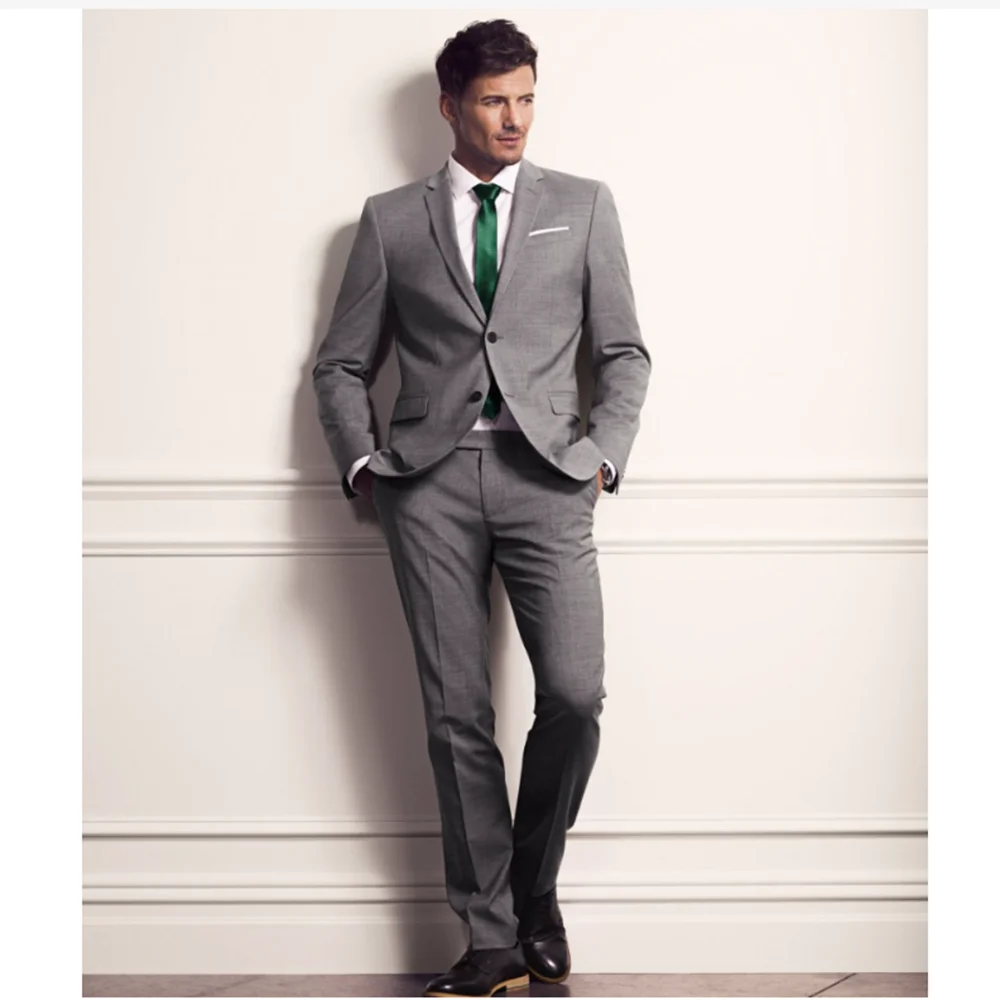 

Business Gentleman Handsome Grey Men Suit Two-pieces (Jacket+Pants) Single Breasted Peak Lapel Banquet Prom Terno Masculinos Com