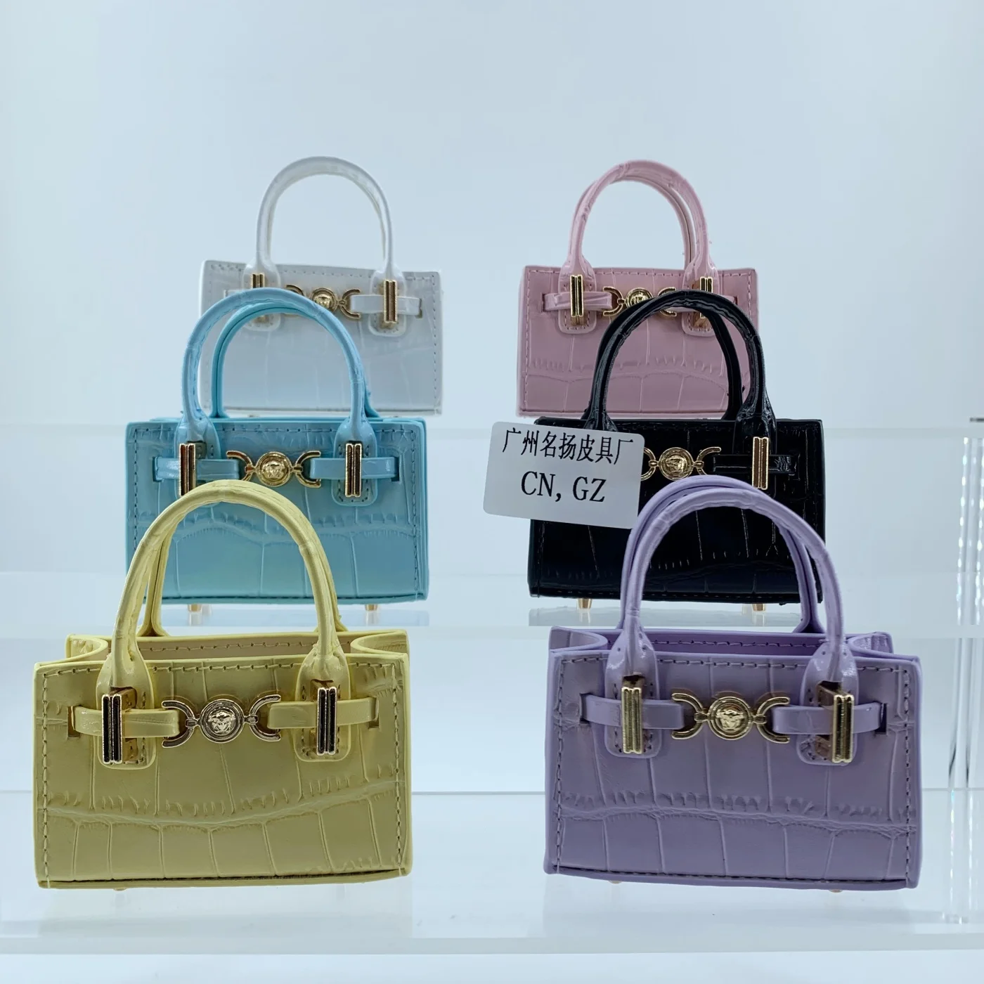 bolsa-com-fivela-de-metal-bolsa-feminina-com-padrao-crocodilo-bolsa-transversal-com-pingente-acessorios-de-moda