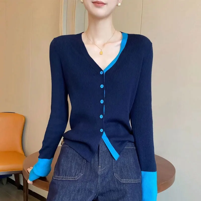 

Spring Autumn Korean Slim T-shirt Knitted Contrasting Colors Women's Clothing Casual V-Neck Button Spliced Long Sleeve Pullovers