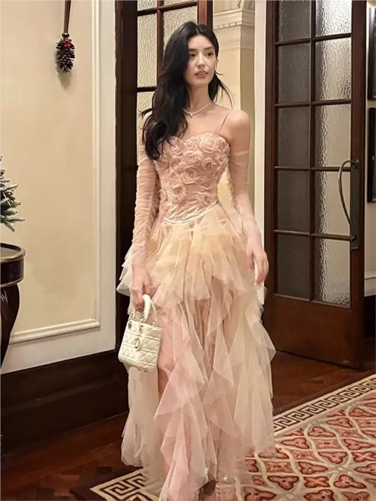 

Pink light luxury and niche birthday coming-of-age ceremony art examination host dress
