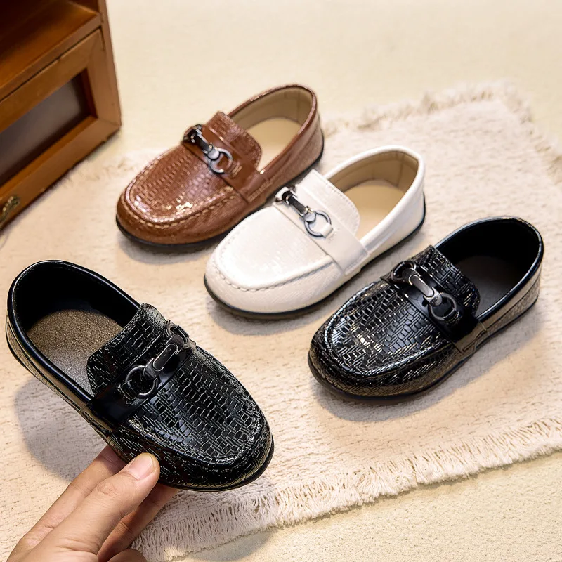 Boys Leather Shoes Round-toe Flat Soft Kids Fashion Casual Loafers Glossy Metal Buckle Children Moccasins Non-slip Britain Style