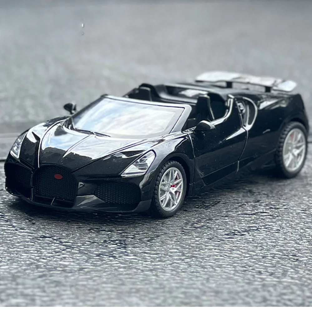 

New 1:32 Bugatti Veyron Mistral W16 Supercar Alloy Car Model Sound and Light Children's Toy Collectibles Birthday Gift Ornaments