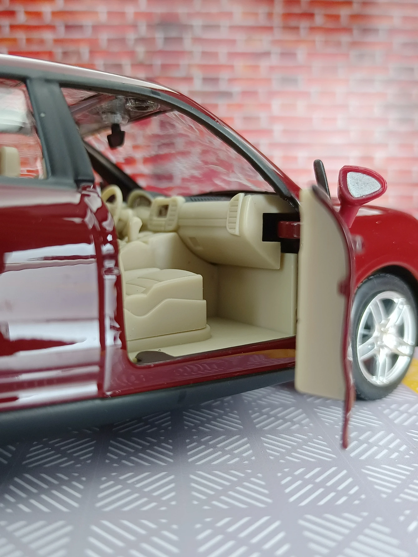 1:24 ポルシェ カイエン SUV 合金車モデル 男の子 スポーツカー おもちゃ コレクション 車モデル ドアとボンネット トランクが開く 高品質