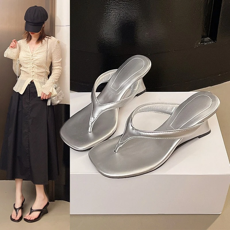 Outer wear French pinch flip-flops sandals summer shoe clips heightened simple wedge heel sandals new shoes