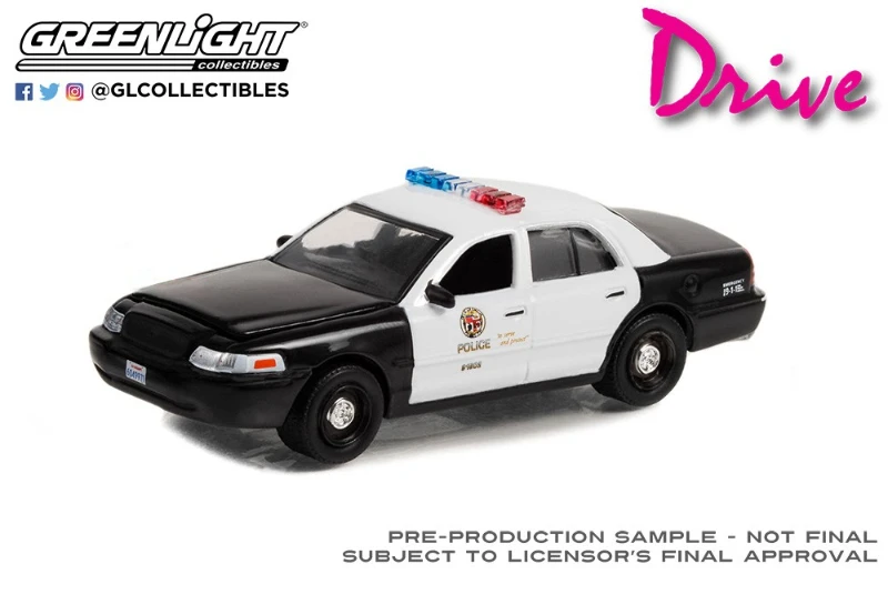 1:64 2001 Ford Crown Victoria Interceptor Police Car Simulation Diecast Car Metal Alloy Model Car kids toys collection gifts W32