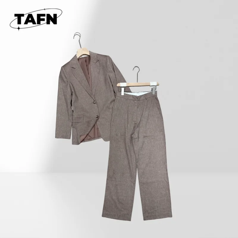 

Casual Pants Set for Women with Matching Women's Versatile Pants Set – Perfect for Travel and Daily Wear AI1406