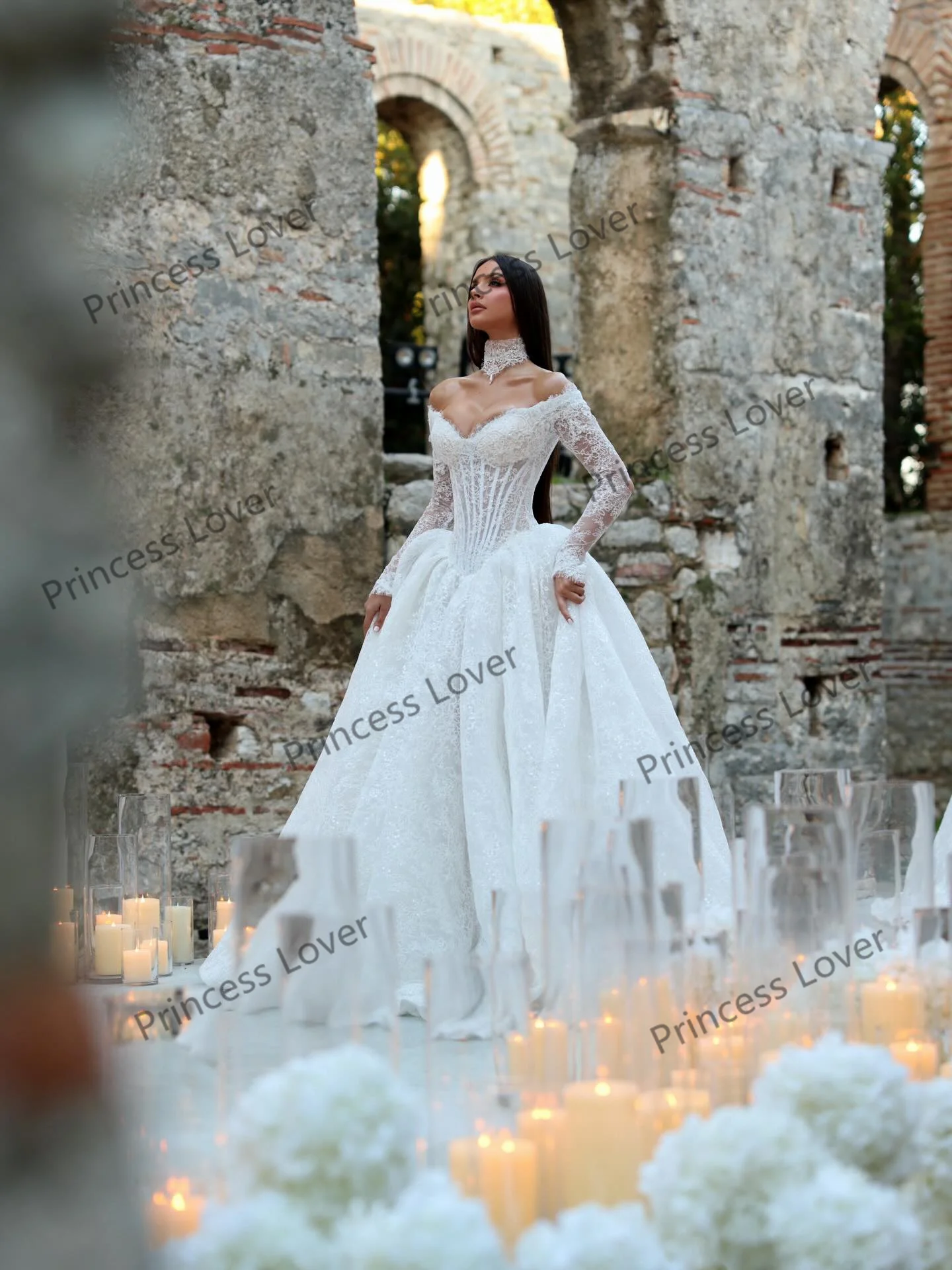 Abiti da sposa pieghettati in pizzo di lusso Squisito manica lunga Vestido de Novia Corsetto bustier Abito da sera Abiti personalizzati