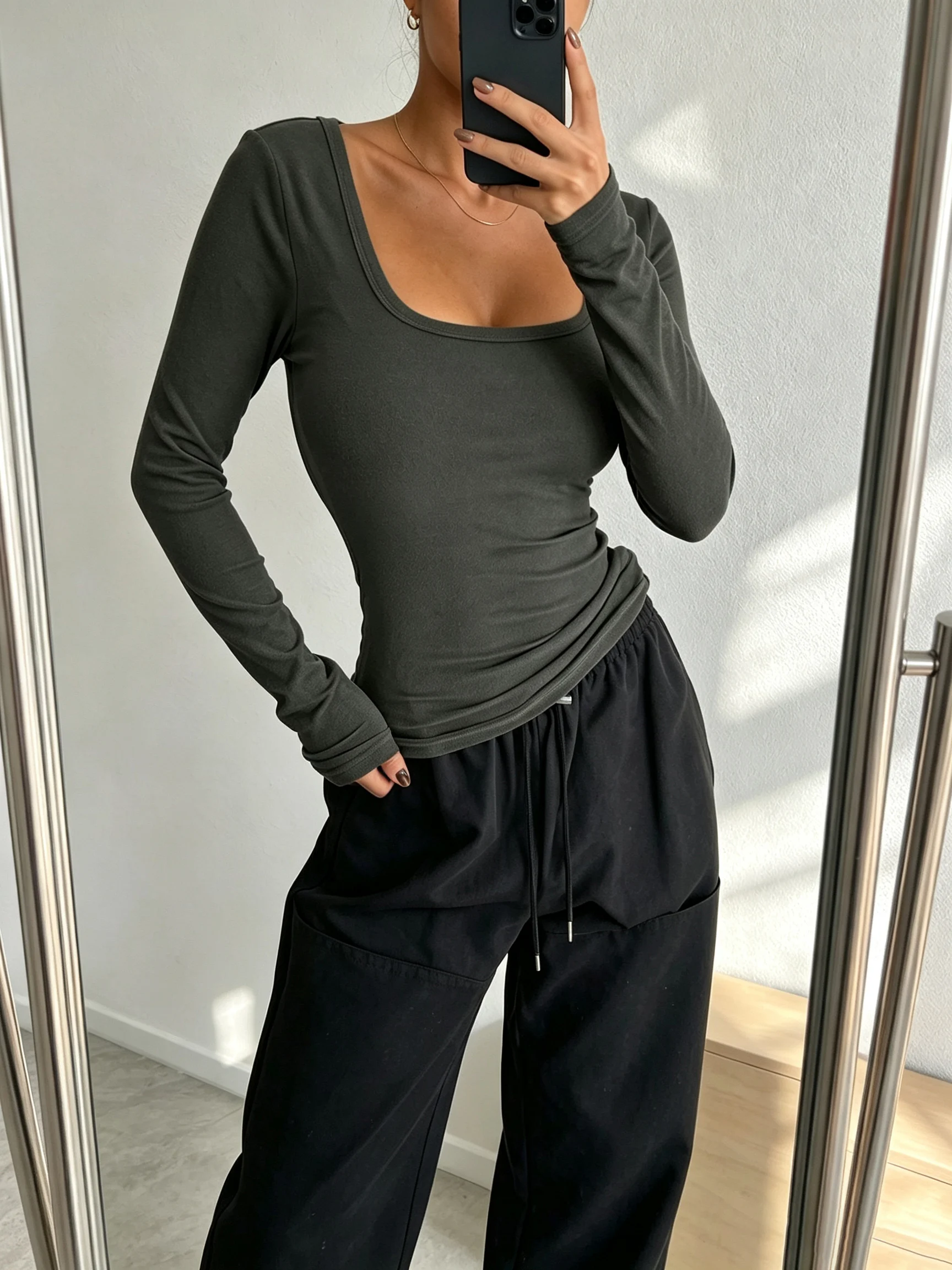 Women's Sexy Square Neck Knitted T-Shirt Fall Winter Long Sleeve Slim Fit Cinched Waist Layering Casual Top