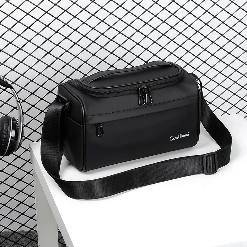 

Casual Crossbody Bag Men Large Capacity Crossbdoy Bags For Men Waterproof Travel Toiletry Bag Dry Wet Separation Storage Bag