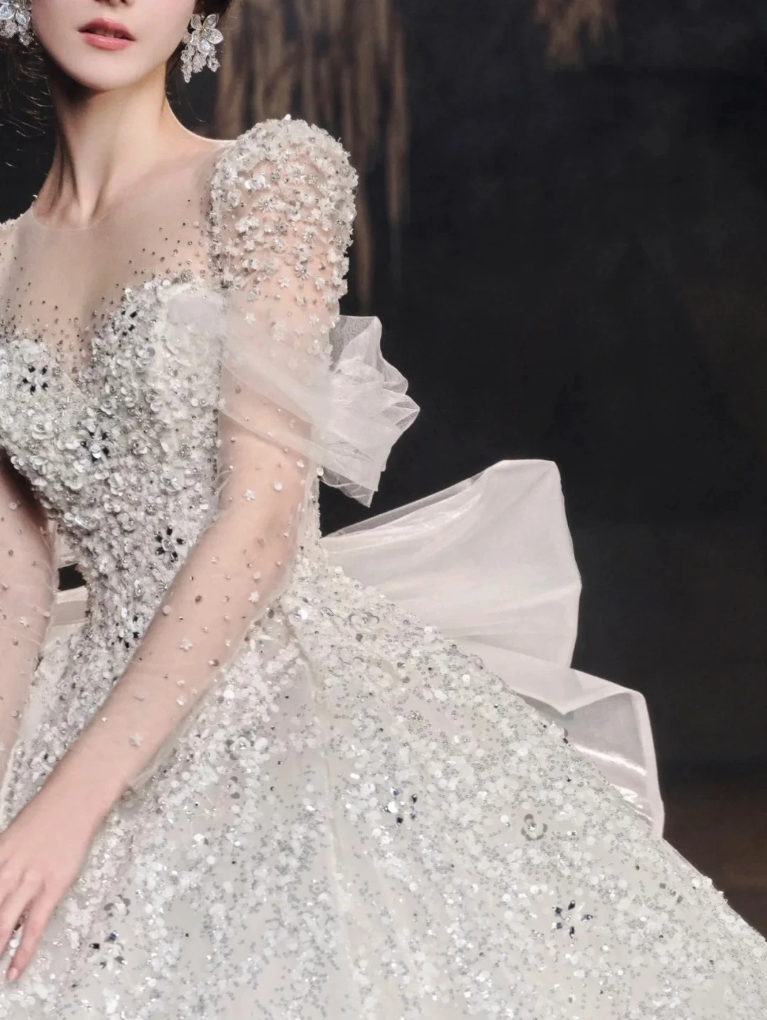 Abiti da sposa di lusso 2024 per le donne colletto quadrato abiti da sposa personalizzati senza maniche paillettes perline Dubai arabo Vestido de Novia