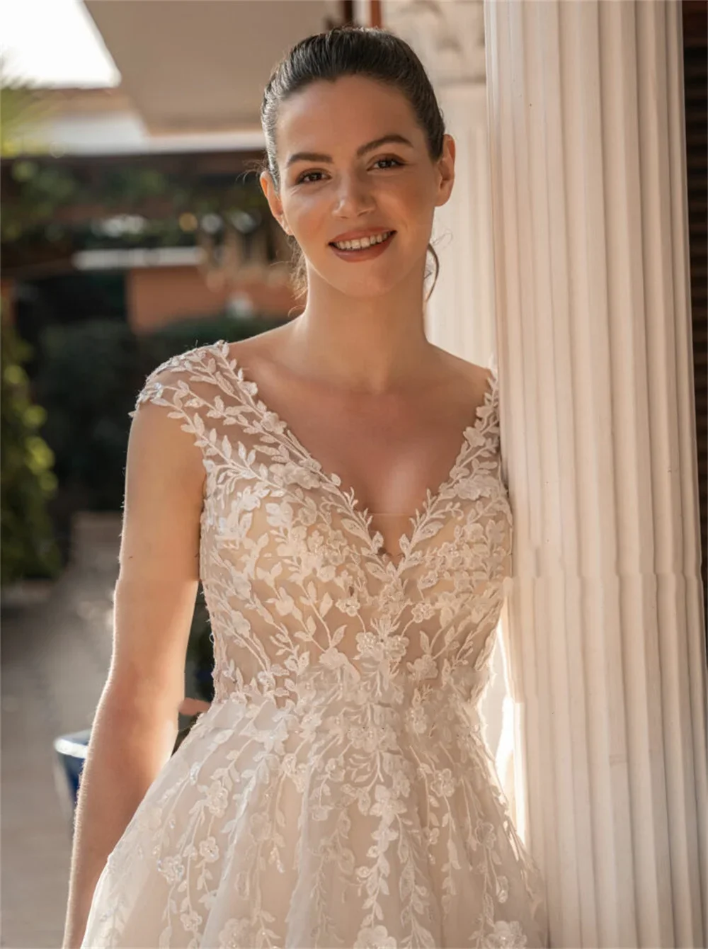 Flavinke, vestidos De novia elegantes clásicos personalizados para novia, apliques con cuello en V, corte en A, mangas casquillo con botones, Vestido De novia De tul