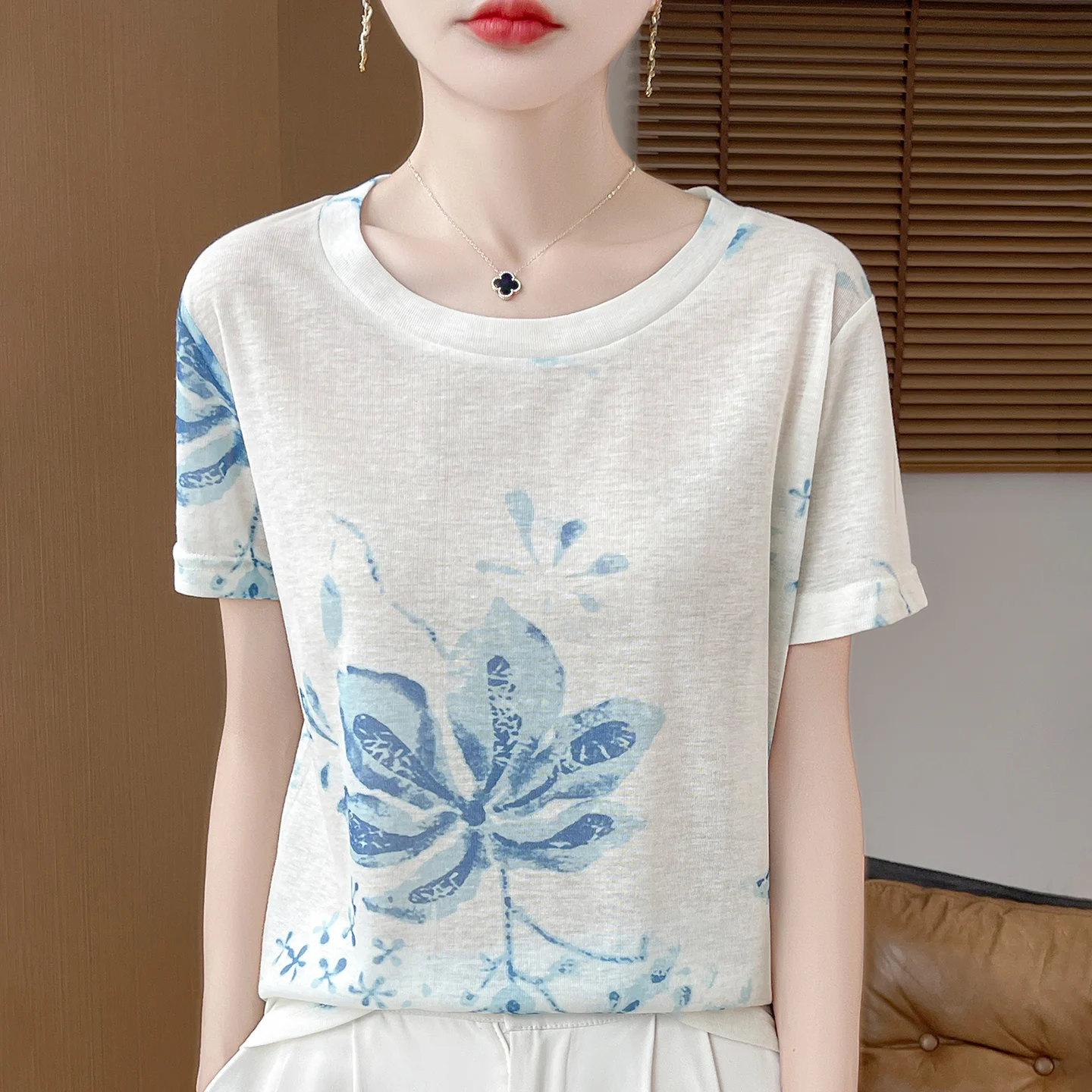 Spring And Summer New Round Neck Knitted Short Sleeve T-shirt Women\'s Printed Loose Bottoming Top