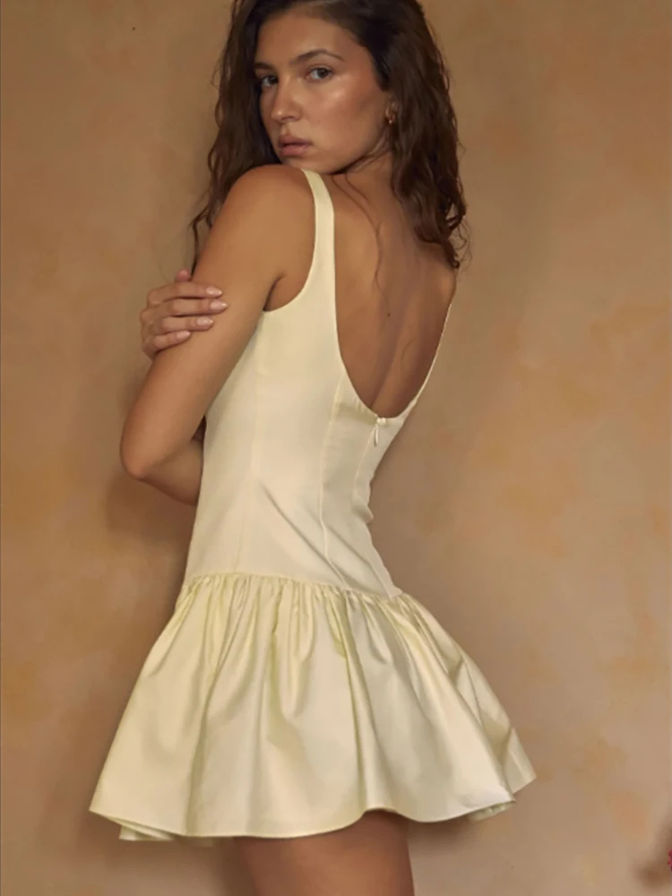 2025 Sexy Lage Taille Mini Tank Jurk Vrouwen Open Knoppen O-hals Bodycon Mouwloze Ruches Zoom Swing Jurk Bruiloft Ochtendjurk