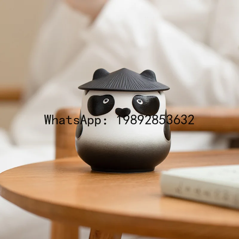 

CB gift box windproof and ash-proof fly large-capacity home office car ceramic with lid Lebao panda ashtray