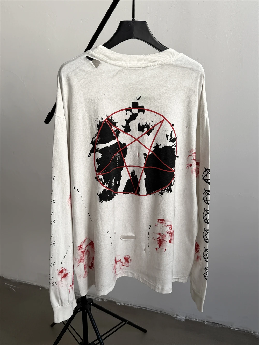 Saint Hand-painted Ink Splatter Demon's Voice T Shirt Men Women Long Sleeve Tee Tops T-Shirts