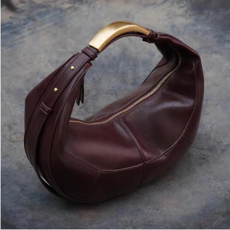 

New Vintage Half Moon Women Handbags Chic Metal Handle Shoulder Bags Luxury Designer Soft Pu Leather Underarm Bag