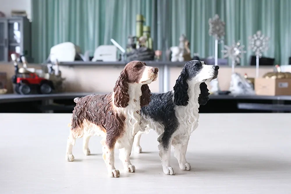 

JJM English Springer Spaniel Dog Pet Figure Canidae Animal Collector Toys Resin Model Educational for Children Gift Car Decor