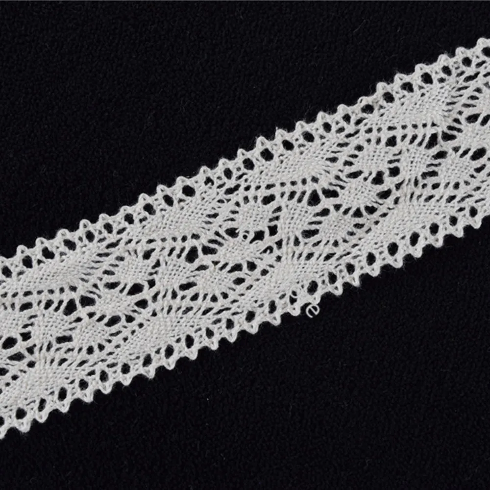 

100yards Good quality Vintage style 4cm Cotton crochet scallop lace trim, cream