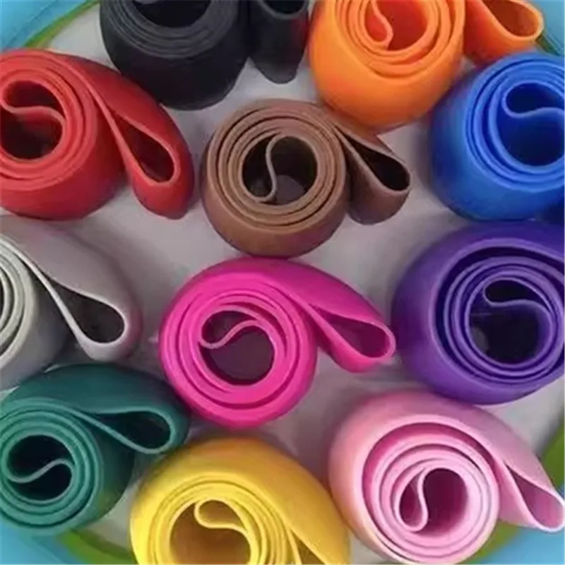 

1PCS Fashionable Wear-resistant Anti Slip Handle Cover For All Seasons Ultra-thin And Soft Silicone Car Steering Wheel Cover