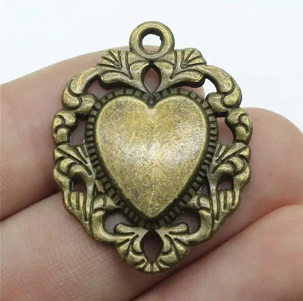 5pcs 34x26mm Antique Bronze Pendant Heart Floral Hollow out Charm H0120