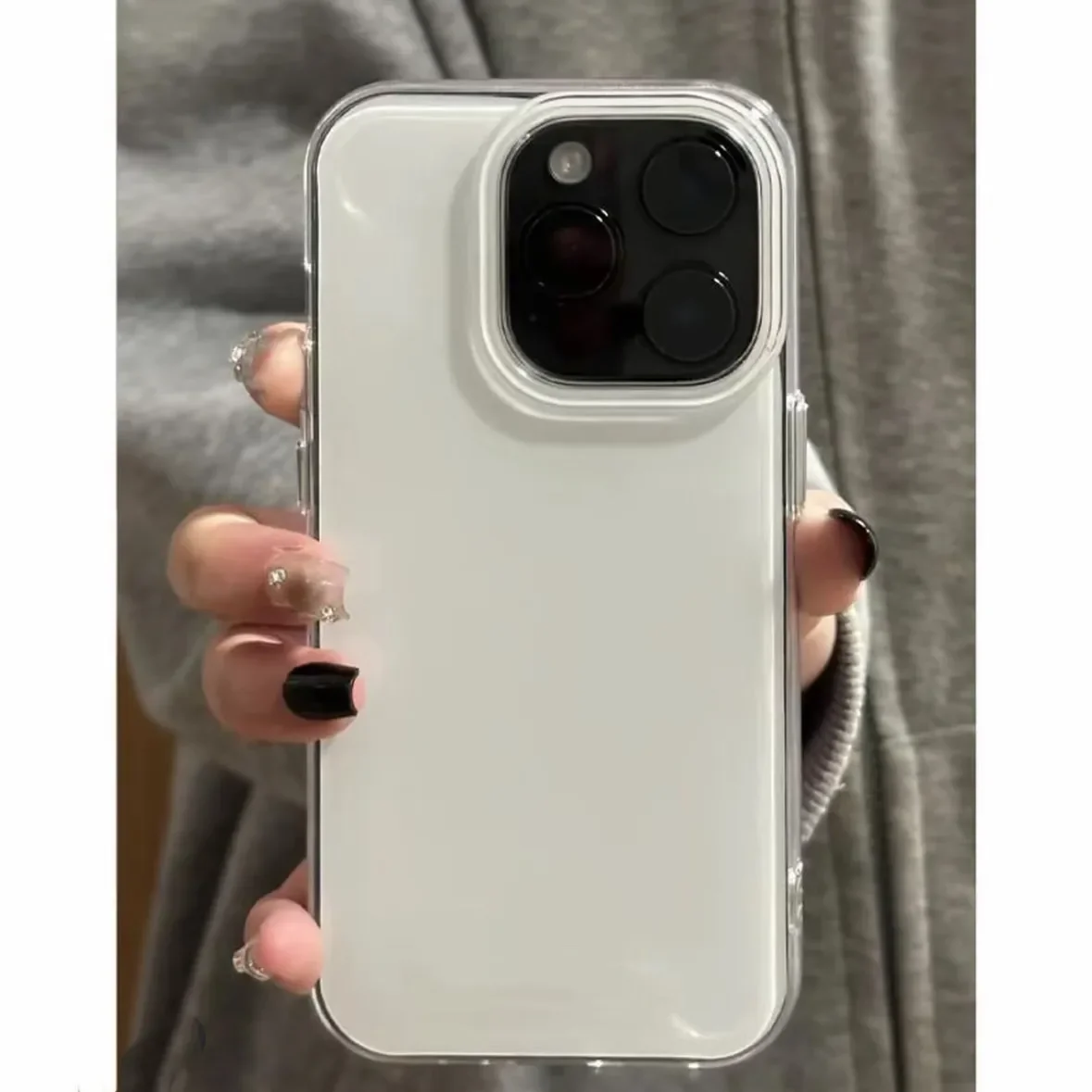 Advanced Minimalist White Large Hole Luxury Phone Case For iPhone 17Air 16 15 14 13 12 11 Pro Max Plus Shockproof Bumper Cover