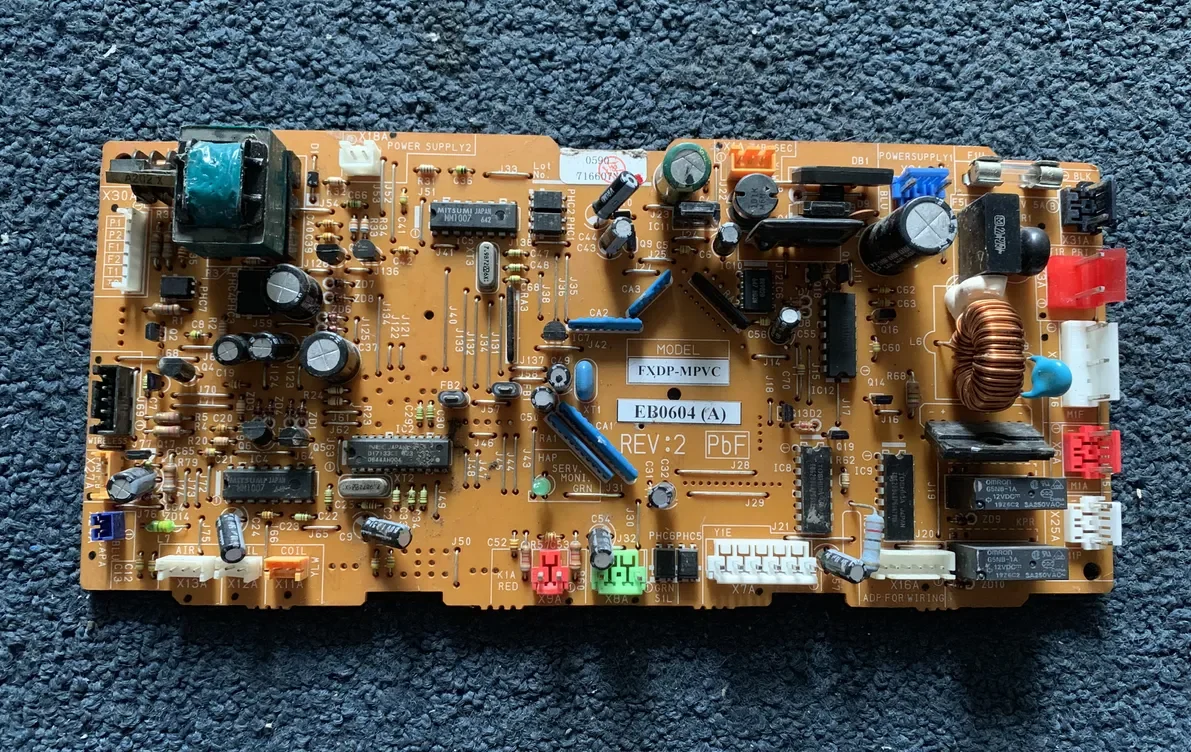 Suitable for Daikin air conditioning motherboard EB0604 (A) EB0605 (A) computer board control board