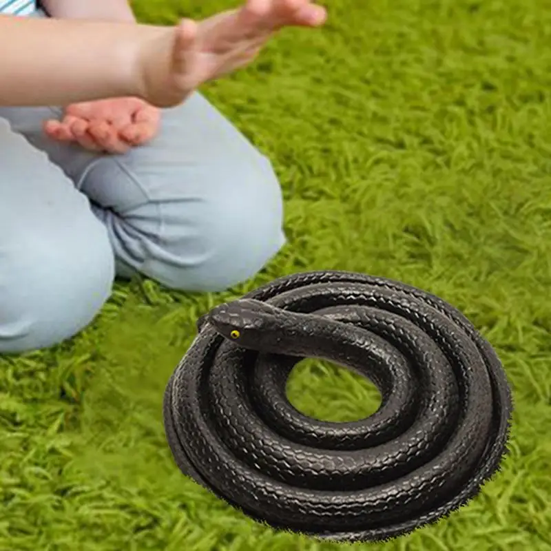 Brinquedo de brincadeira de cobra falsa, adereços de simulação de cobra com corda e clipe, brinquedo complicado e divertido, presente de borracha macia