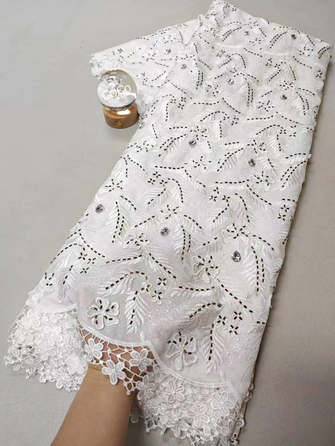 

2025 Nigerian Sequins Tulle High-Quality Lace Fabric Embroidery African Net Cloth for Prom Dresses Beads 5 Yards XL132