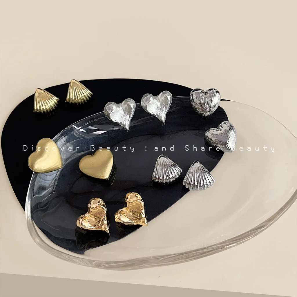 accessori-fai-da-te-orecchini-a-conchiglia-coreani-di-nicchia-alla-moda-da-donna-dal-design-trendy-e-dallo-stile-distintivo-orecchini-a-cuore-di-alta-gamma-dal-temperamento-raffinato