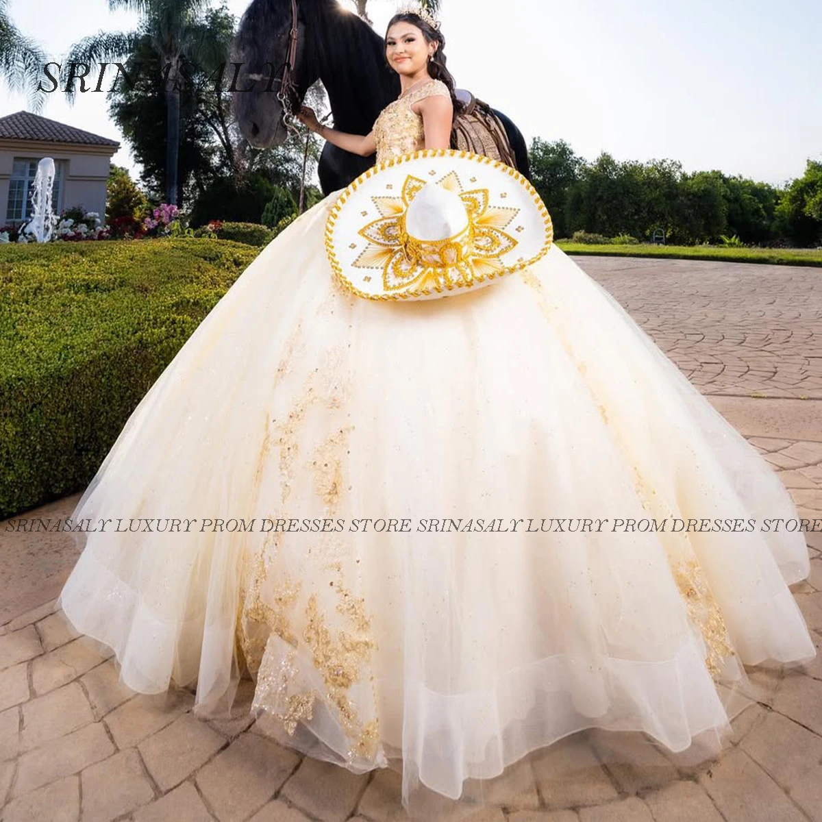 Vestidos De quinceañera personalizados, vestido De baile De lujo con escote corazón y cuentas sin mangas con hombros, vestido Formal dulce 16, Vestidos De Fiesta
