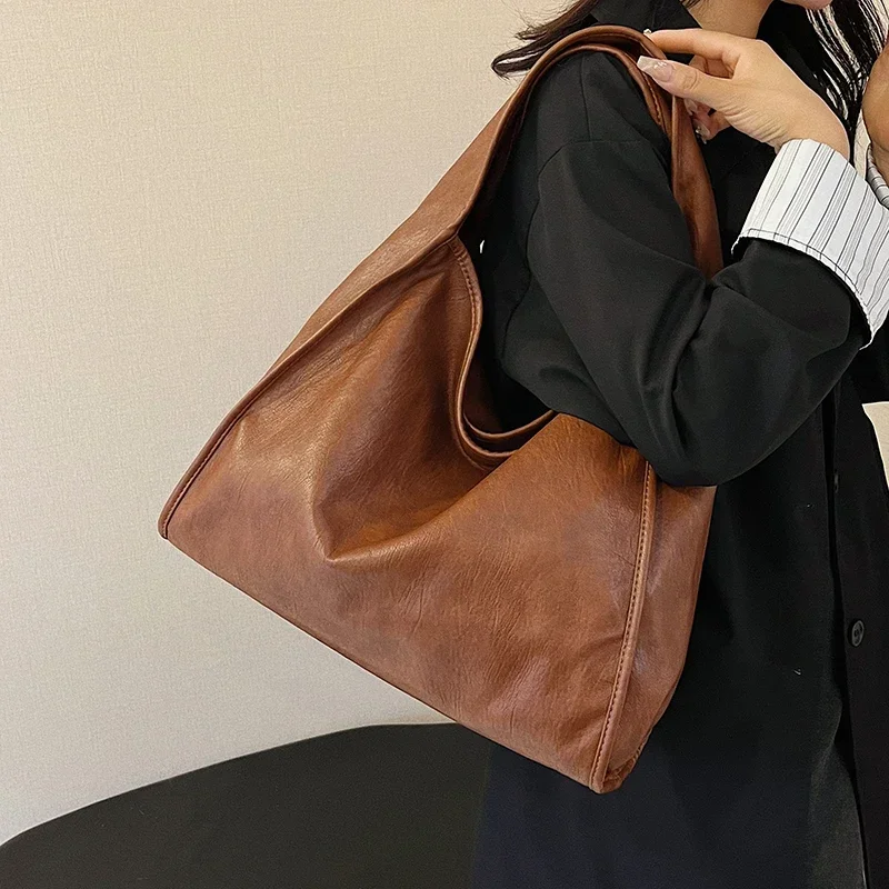 High-end and Versatile Large Capacity Soft Leather Bag New Fashion Commuter Shoulder Bag Tote Bag Bolsa De Ombro De Moda