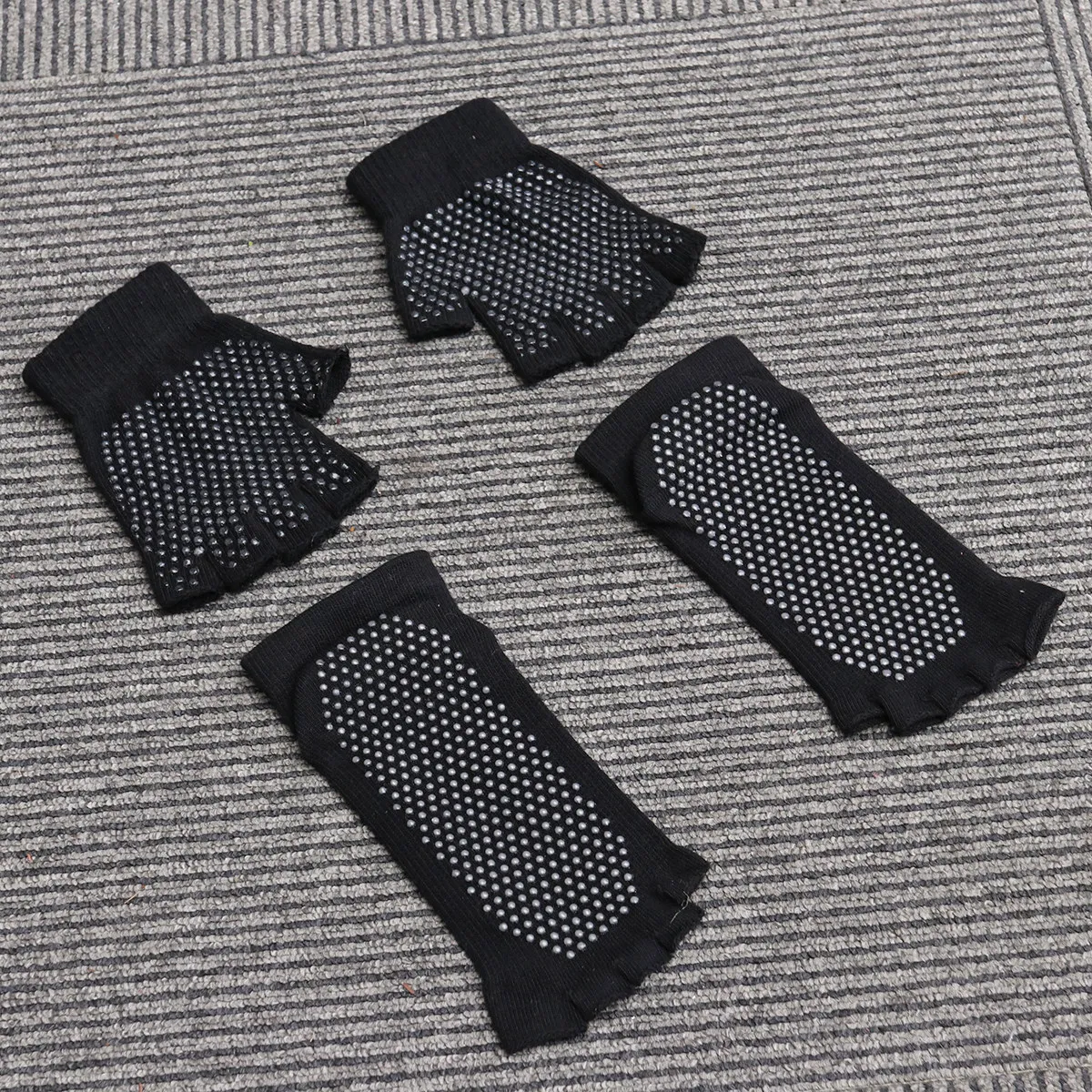 Yoga Socks Five Fingers Silicone Dots Non Slip Gloves Black Free Size Breathable Cotton Knit Pilates Fitness Socks Women Non