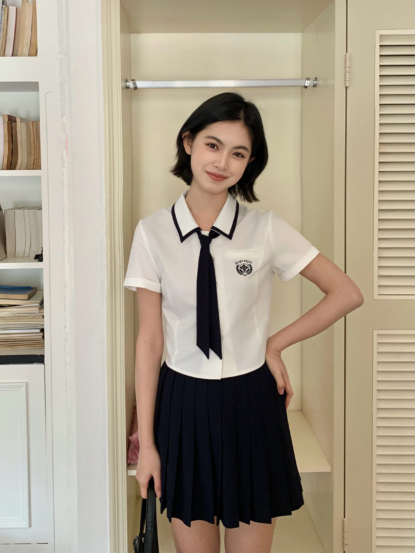 

Tokyo Seasonal Record JK Summer Short Sleeve Embroidered Shirt Women's Small Size Versatile Slimming School Style Pocket Top