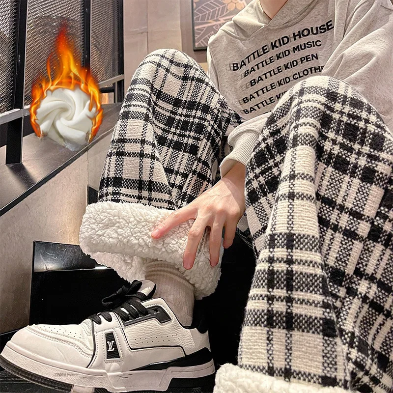 

Теплые повседневные брюки в клетку в американском стиле ретро, мужские зимние бархатные прямые брюки из ягненка, свободные брюки из полиэфирного волокна, прямые брюки...